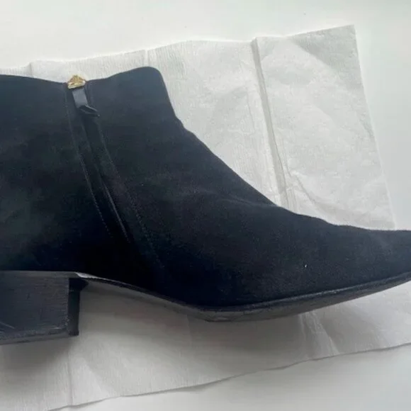 THE ROW $1290 black suede ankle boot, size 41 made in Italy